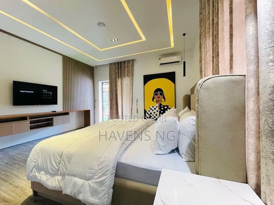 Luxurious 1-Bedroom Penthouse Condo in Maitama, Abuja