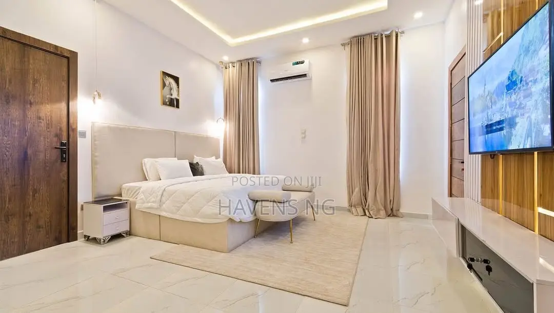 Luxury 4-Bedroom Smart Duplex in the Heart of Lekki