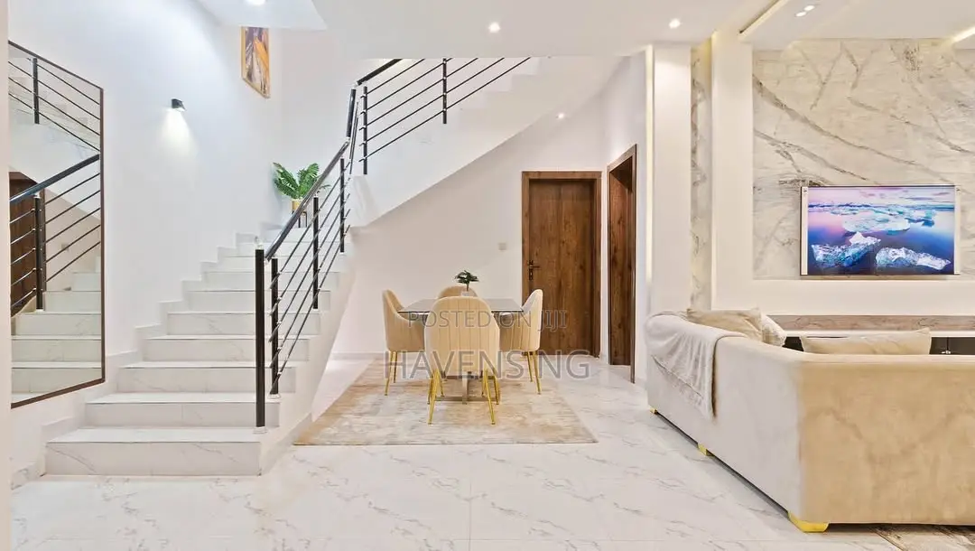 Luxury 4-Bedroom Smart Duplex in the Heart of Lekki