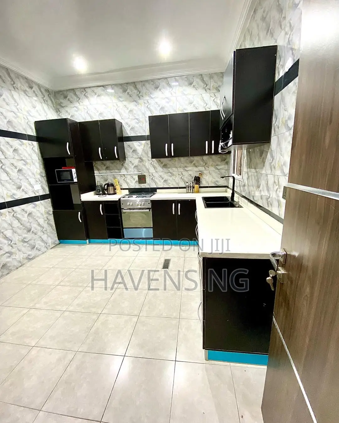 9 Units of Luxury Three-Bedroom Getaway Condo in Guzape