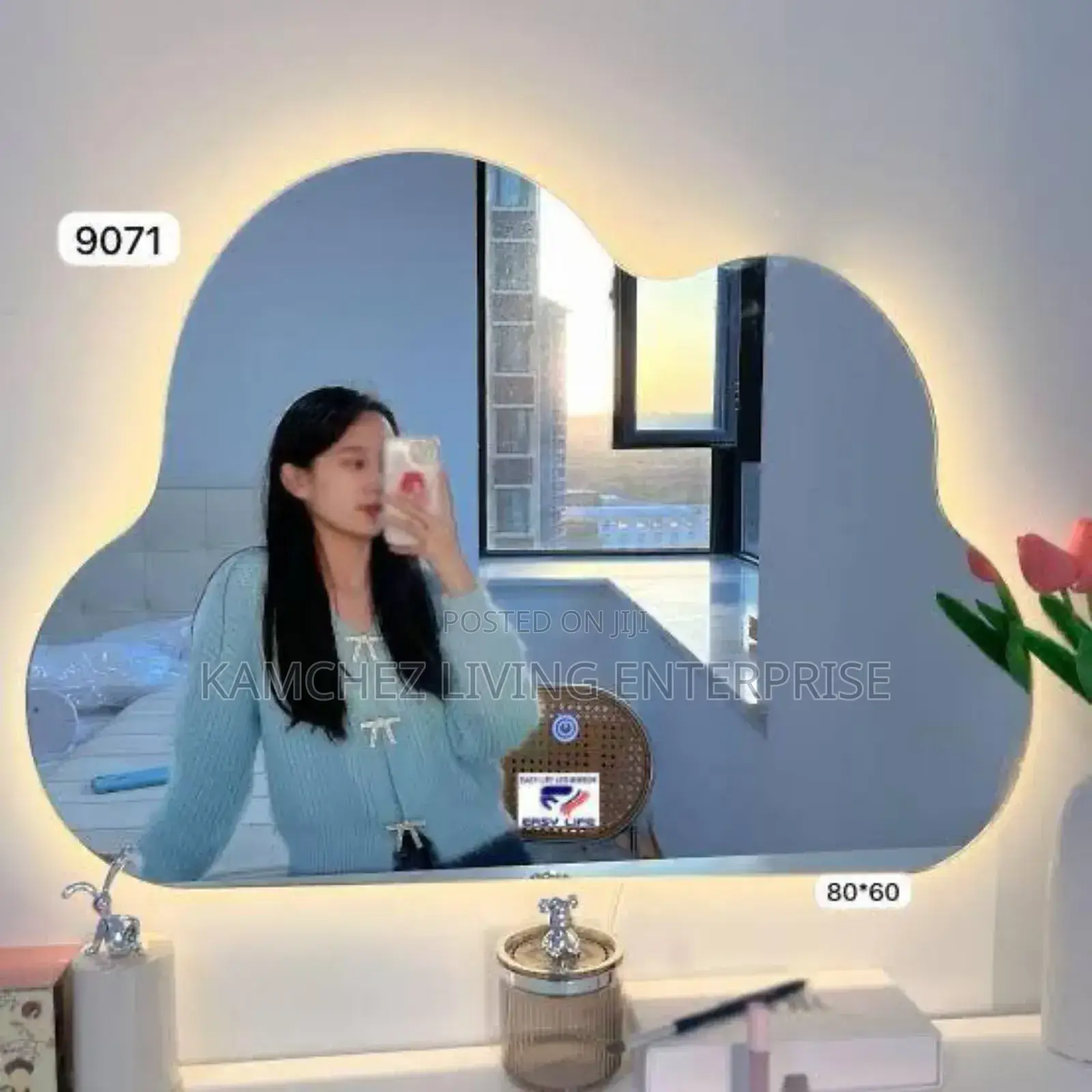 Elegant Cloud-Shaped Led Vanity Mirror - 80x60cm