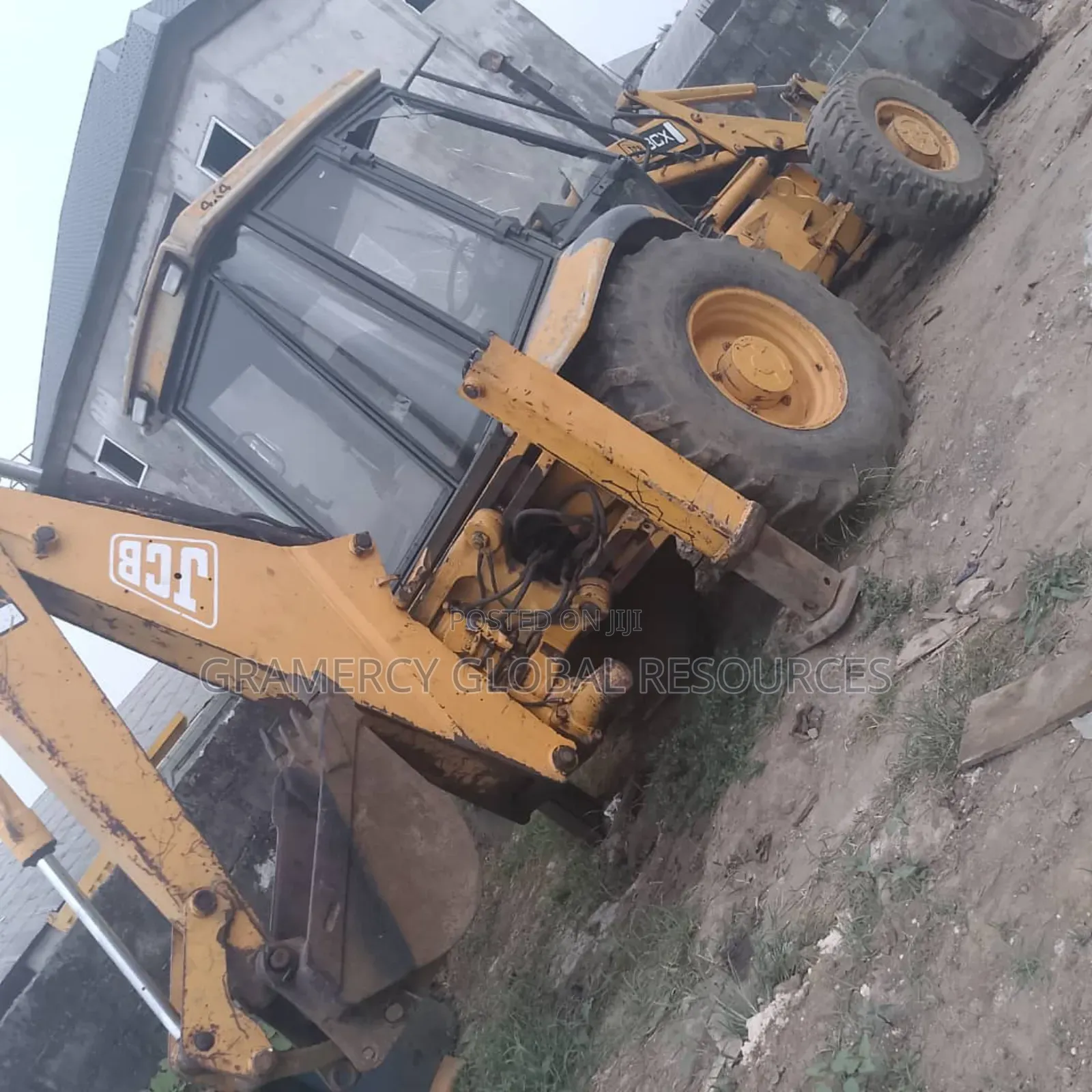 Powerful JCB Backhoe for Sale