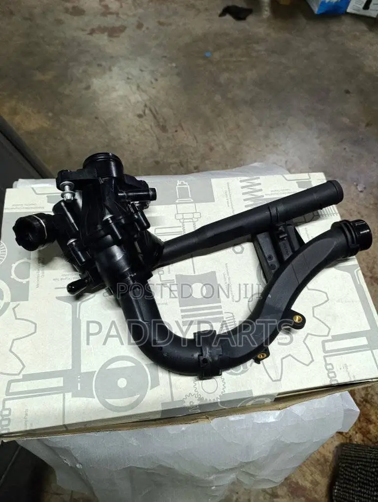 Mercedes Benz E300 Engine Coolant Thermostat Assembly