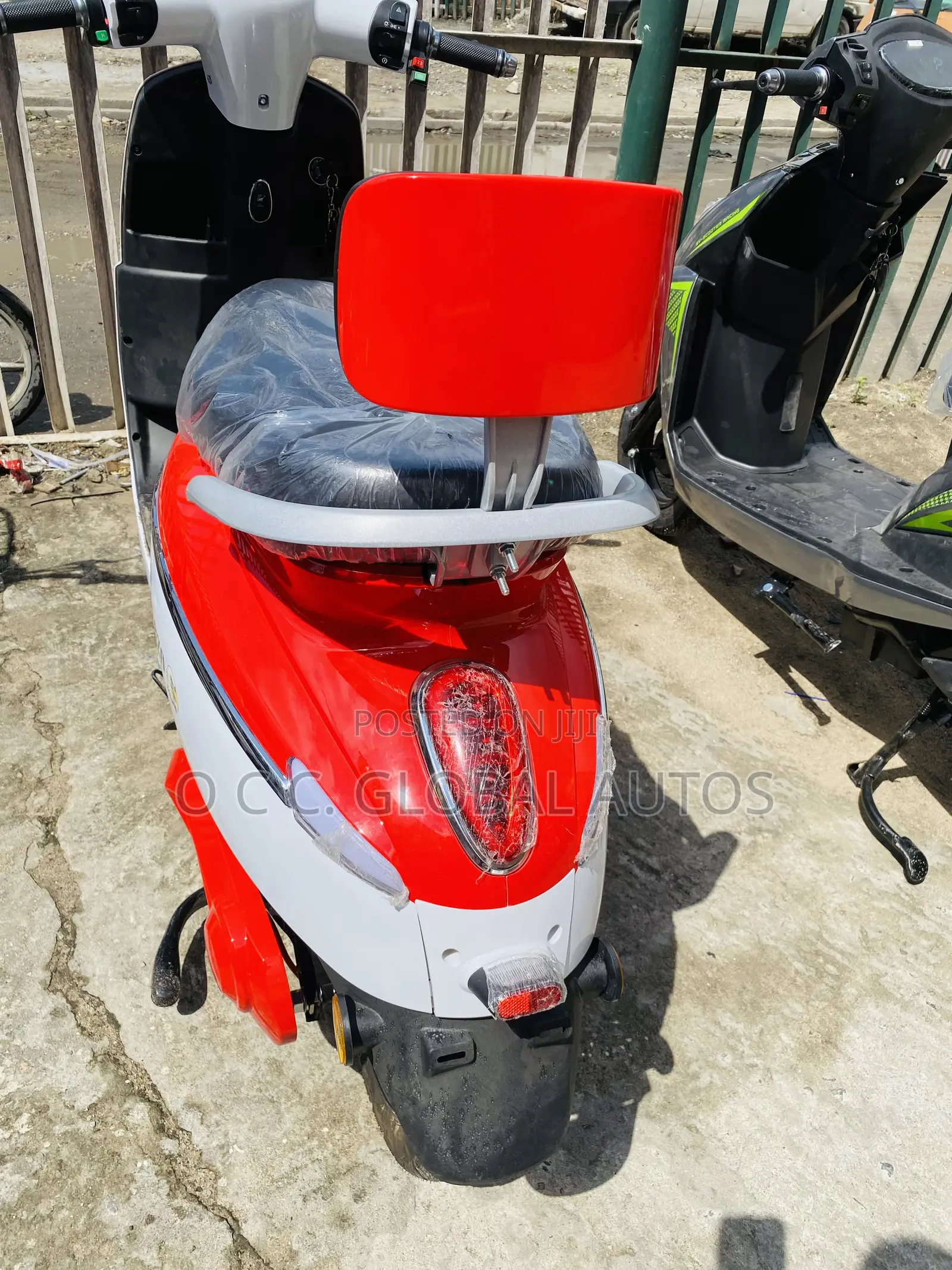High Quality Electric Bike With 6 Battery
