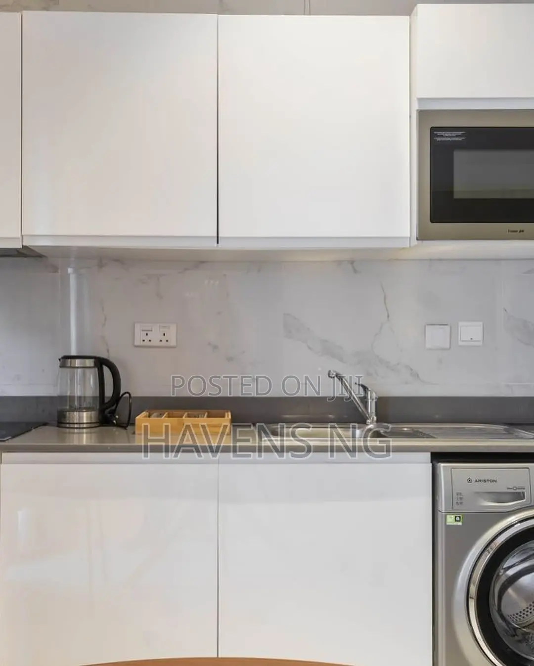 Cozy 1 Bedroom Apartment With Top Notch Amenities Available.