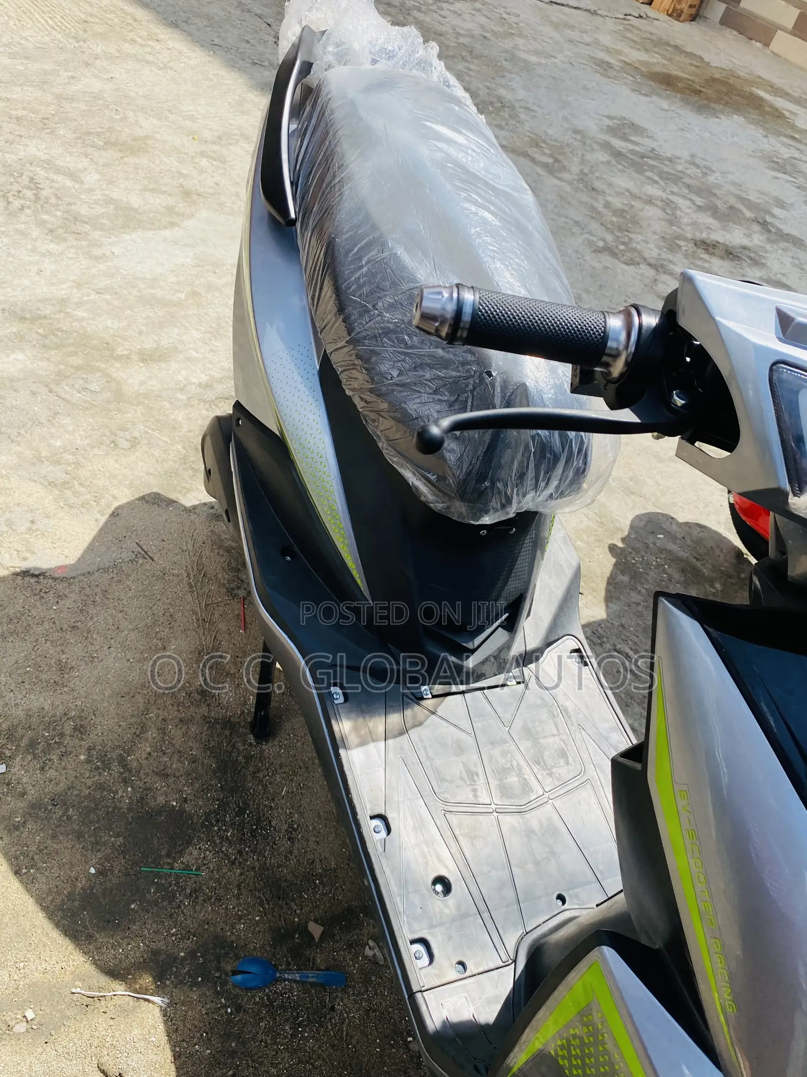 Nice Quality Electric Bike  With 6 Battery’S