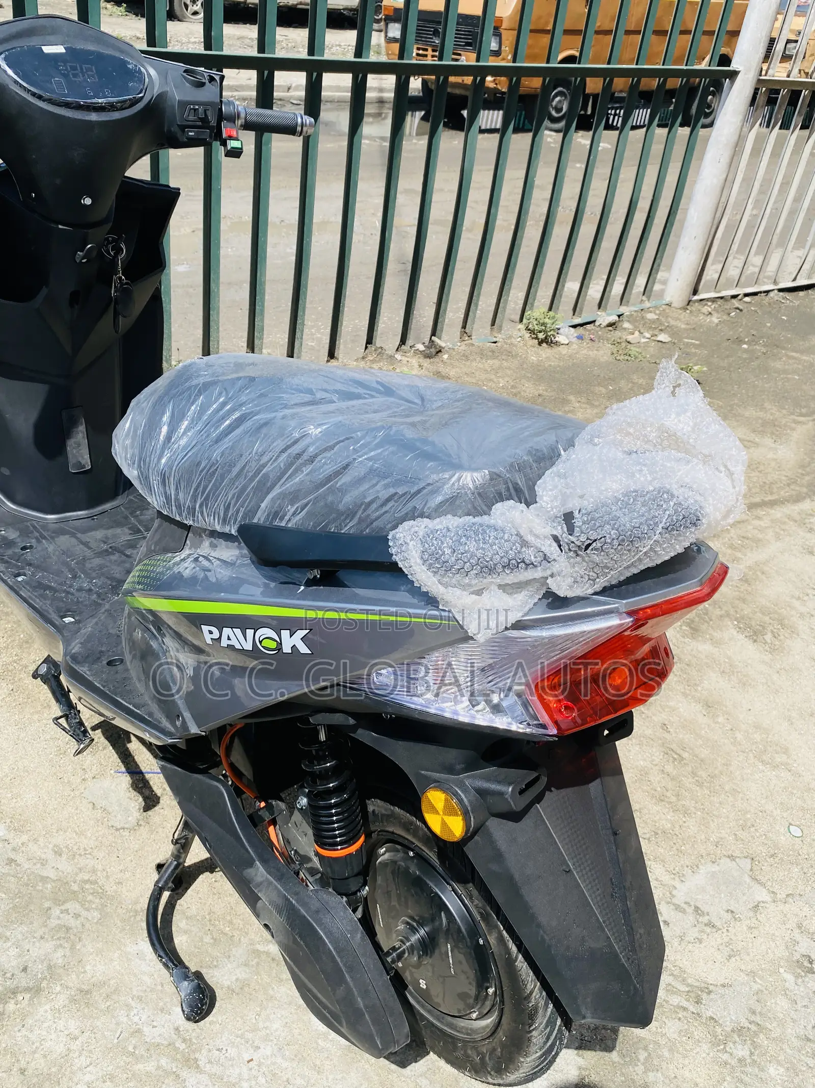 Nice Quality Electric Bike  With 6 Battery’S