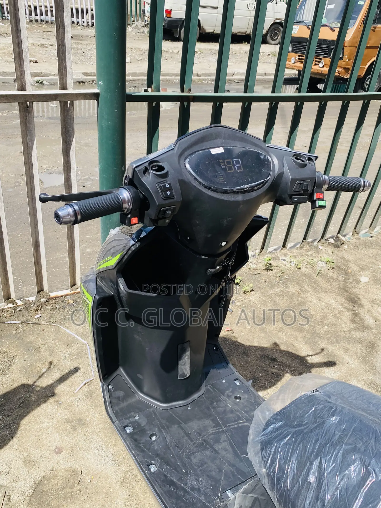 Nice Quality Electric Bike  With 6 Battery’S