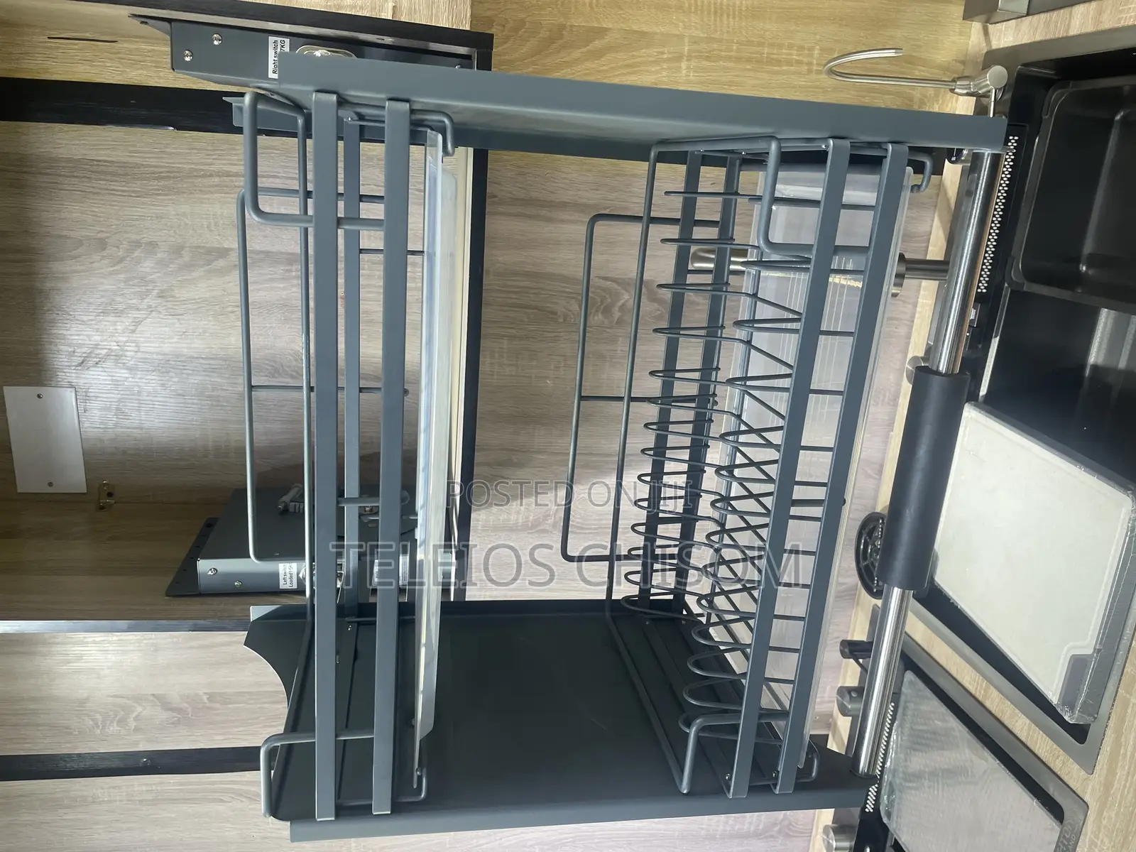 Pull Down Plate Rack