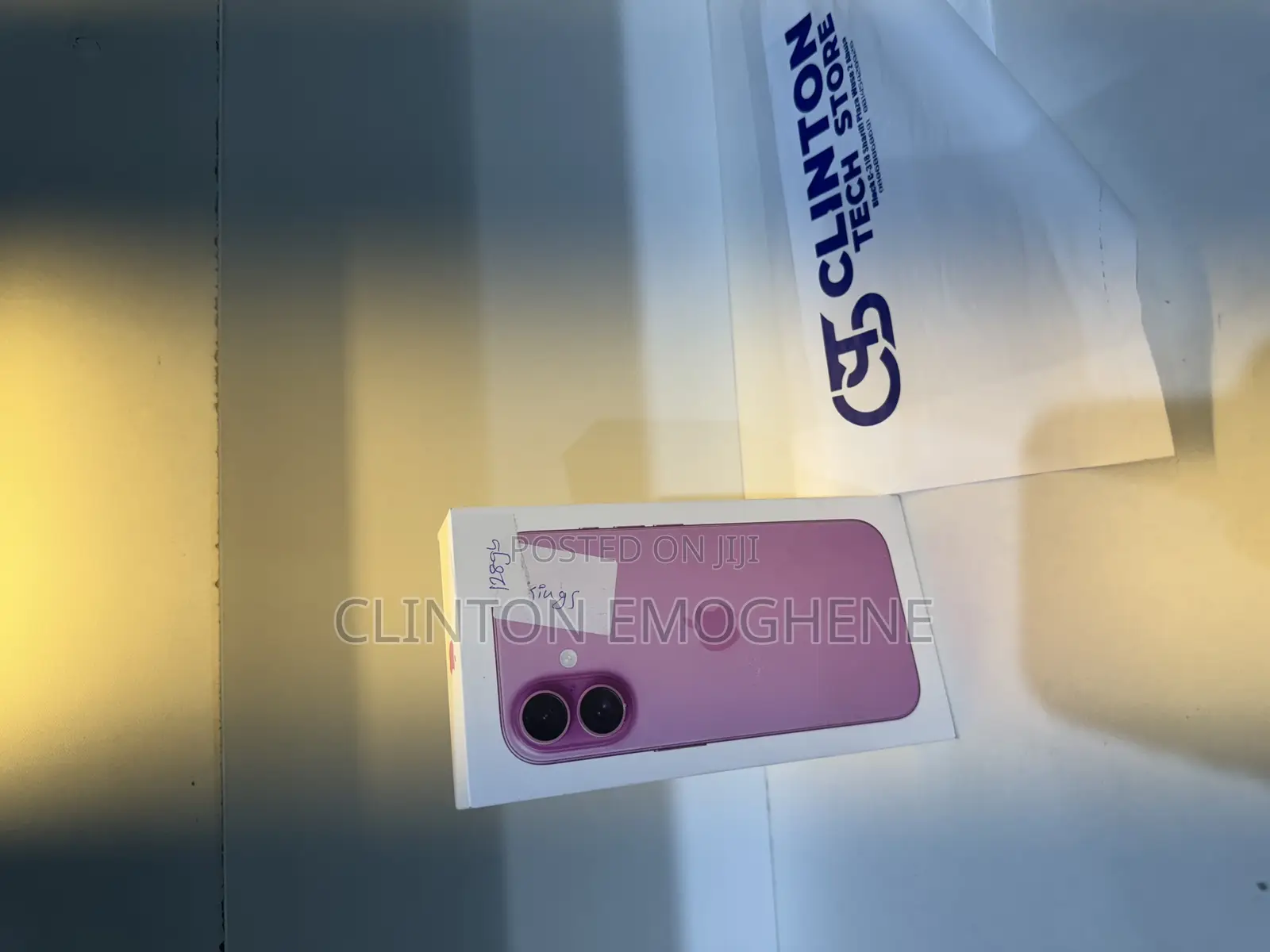New Apple iPhone 16 128 GB Blue