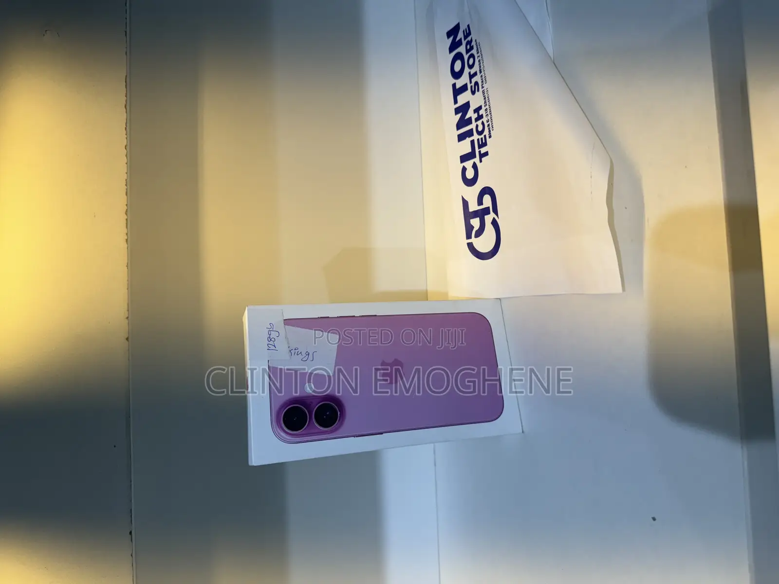 New Apple iPhone 16 128 GB Blue