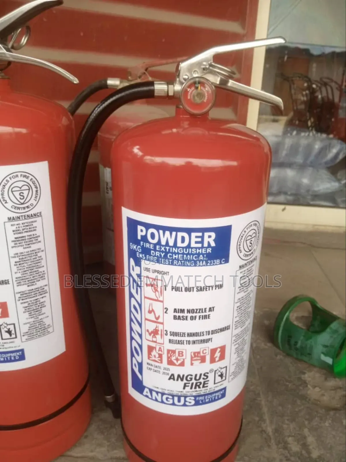 Angus 9kg Powder Fire Extinguisher