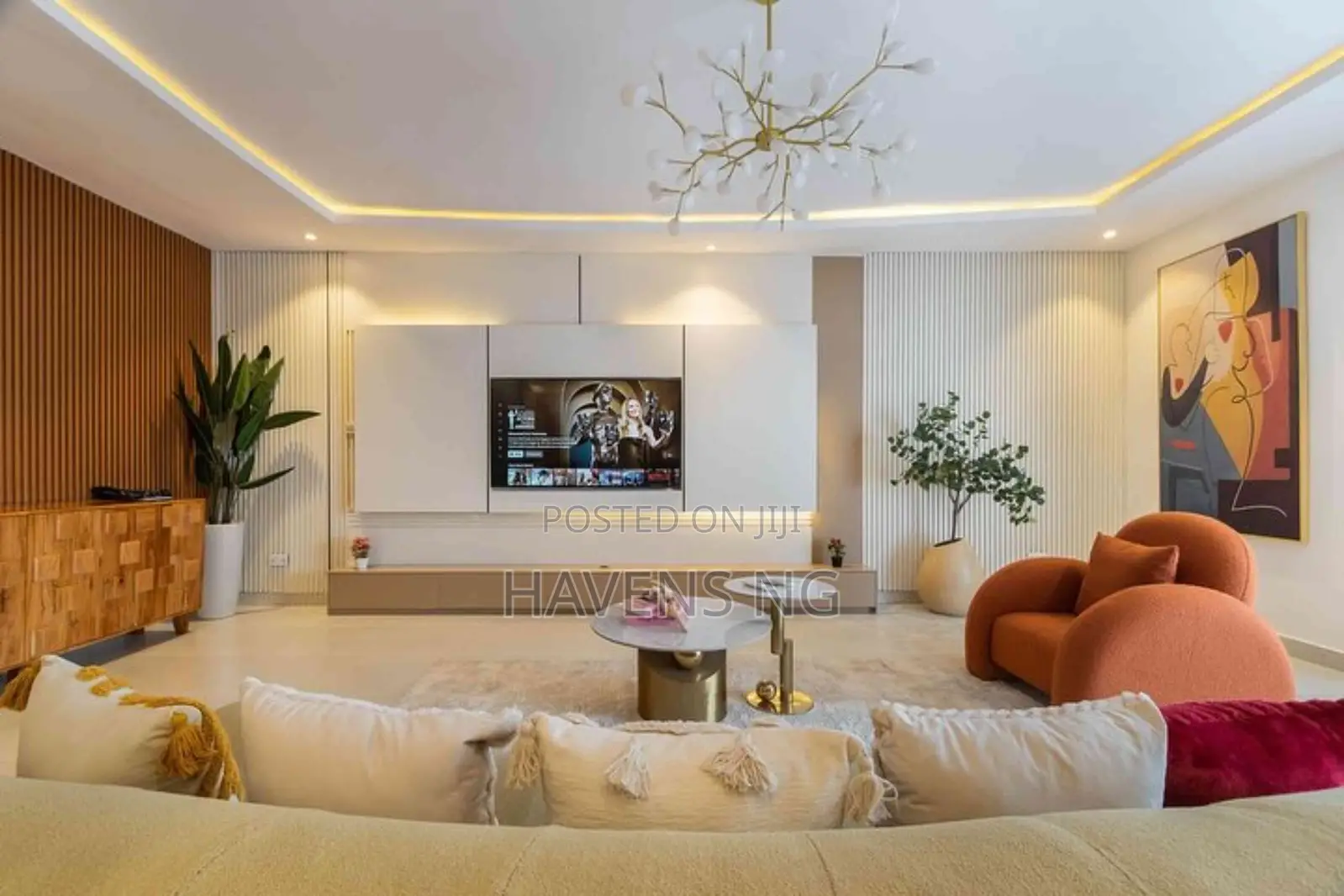 Beautiful and Luxurious 3-Bedroom Apartment With Sea View