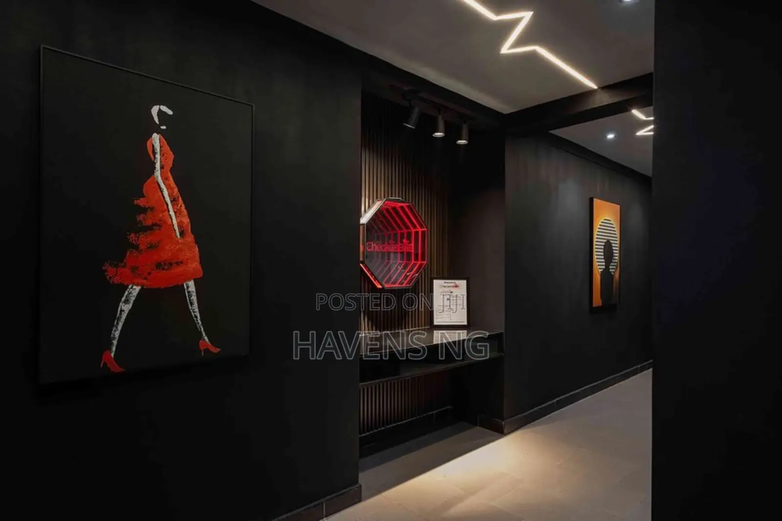 Black Knight - Dark Luxury 2-Bedroom Apartment, Ikoyi