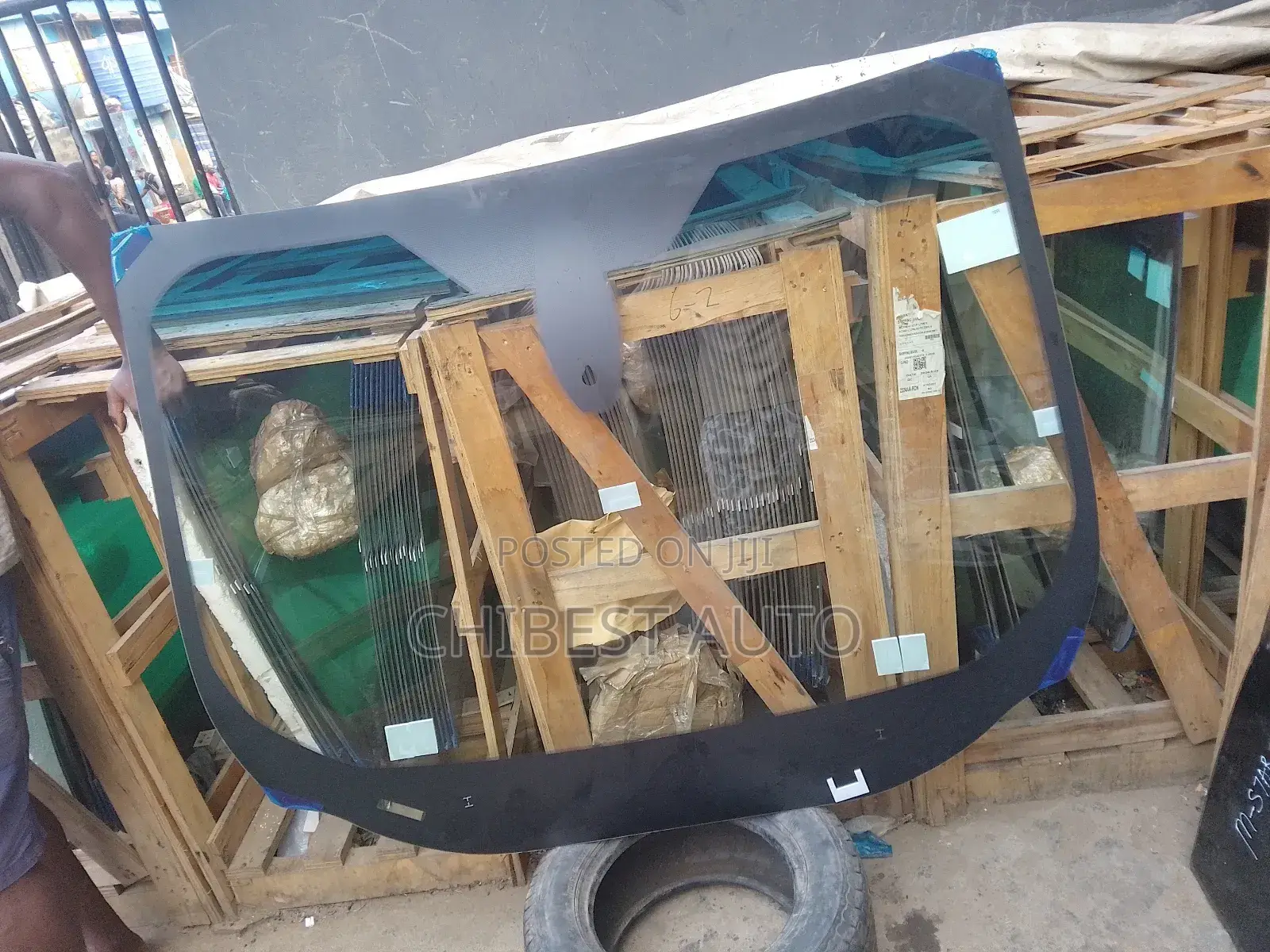 Front Windscreen for Ford Escape 2013 Now Available
