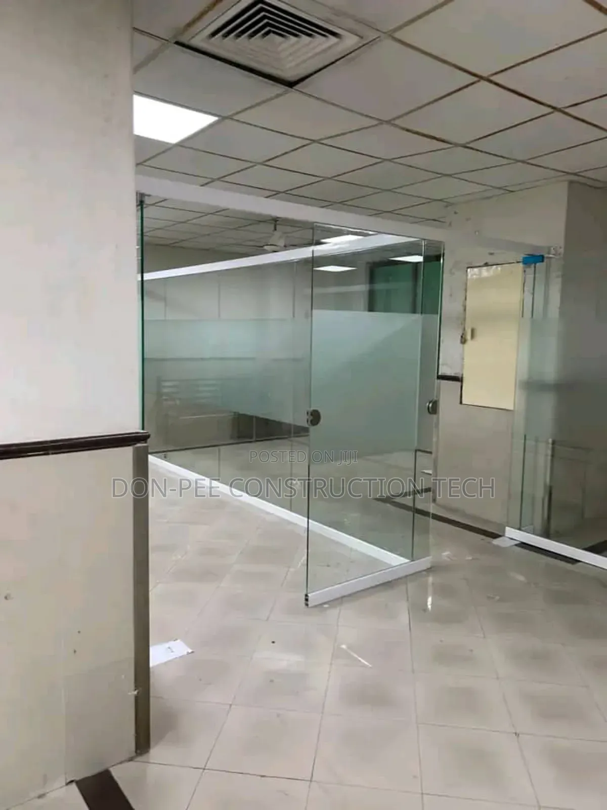 Office Partition Frameless