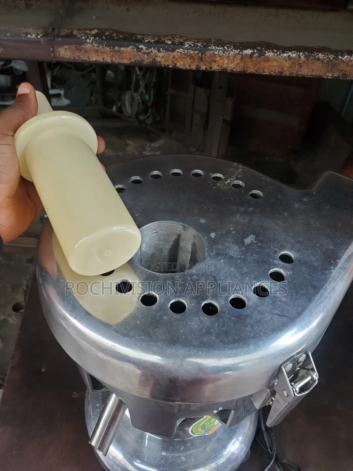 Heavy-Duty Juicer