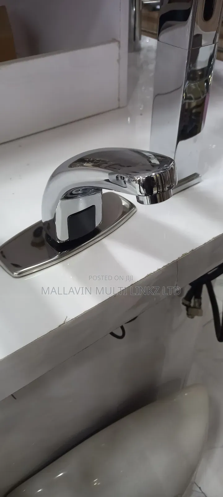 Smart Automatic Infrared Sensor Faucet