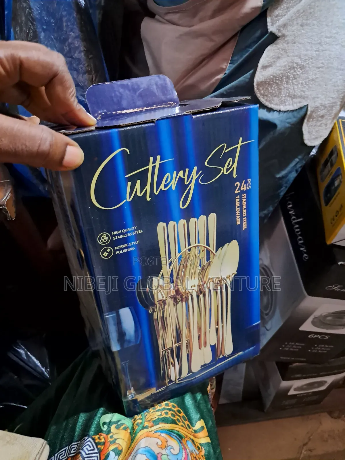 24pics Cutlery Set