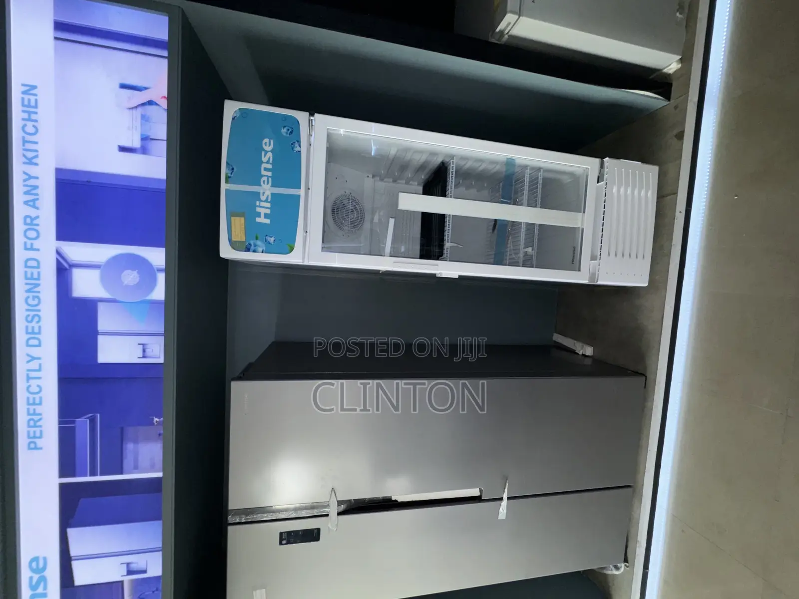 Hisense Showcase Chiller 382l