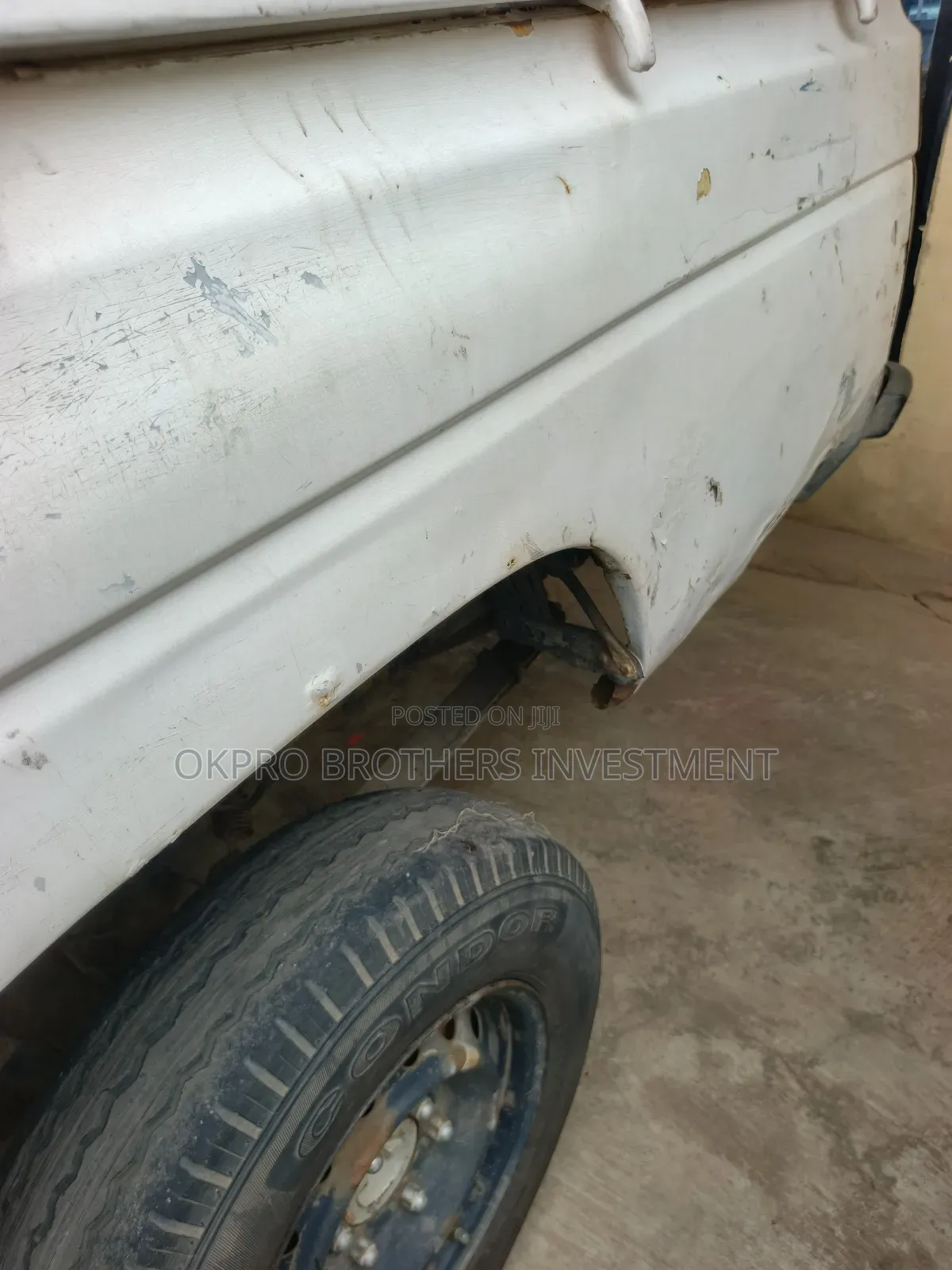 Nissan Pick-Up 1994 White