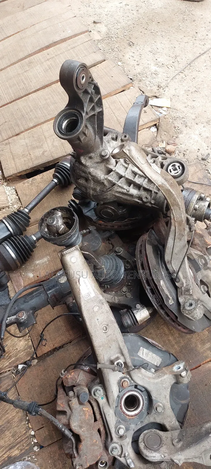 Shock, Driving Shaft and More Cherokee 2015/18
