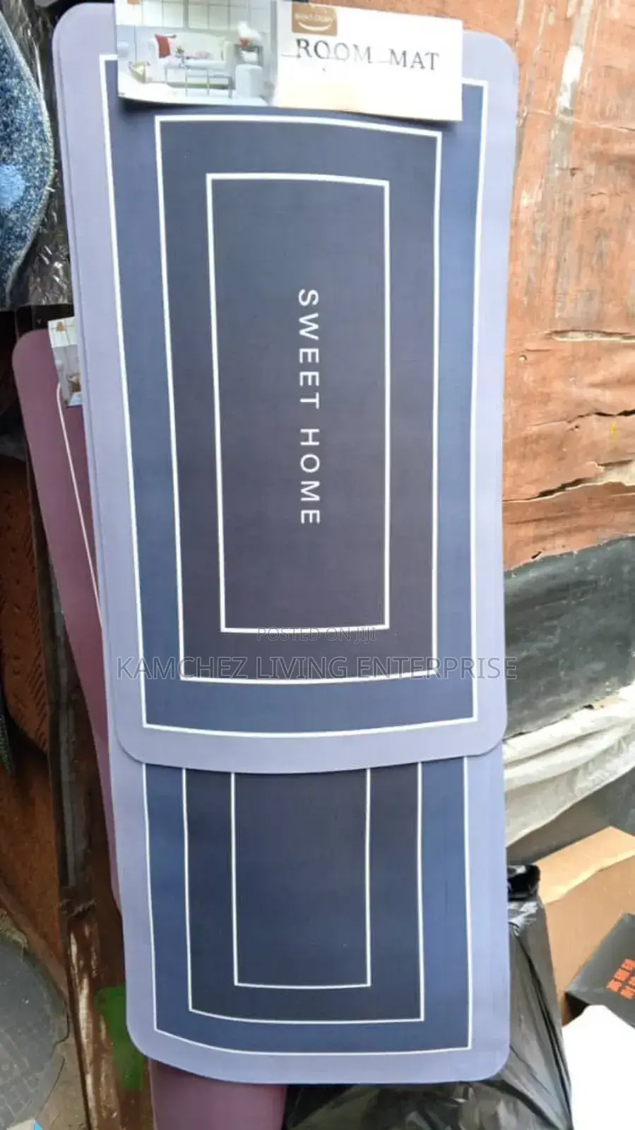 Stylish 'Sweet Home' Room Mat - Modern, Durable Home Decor