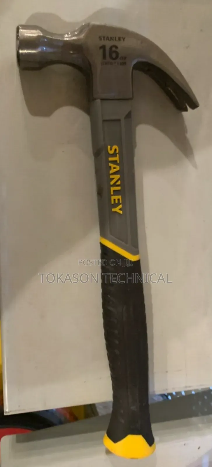Stanley 16oz Fiberglass Curved Claw Hammer.