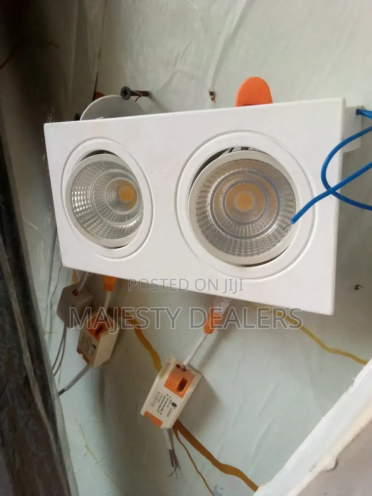 2in1 Led Spotlight White Body Warm Lights
