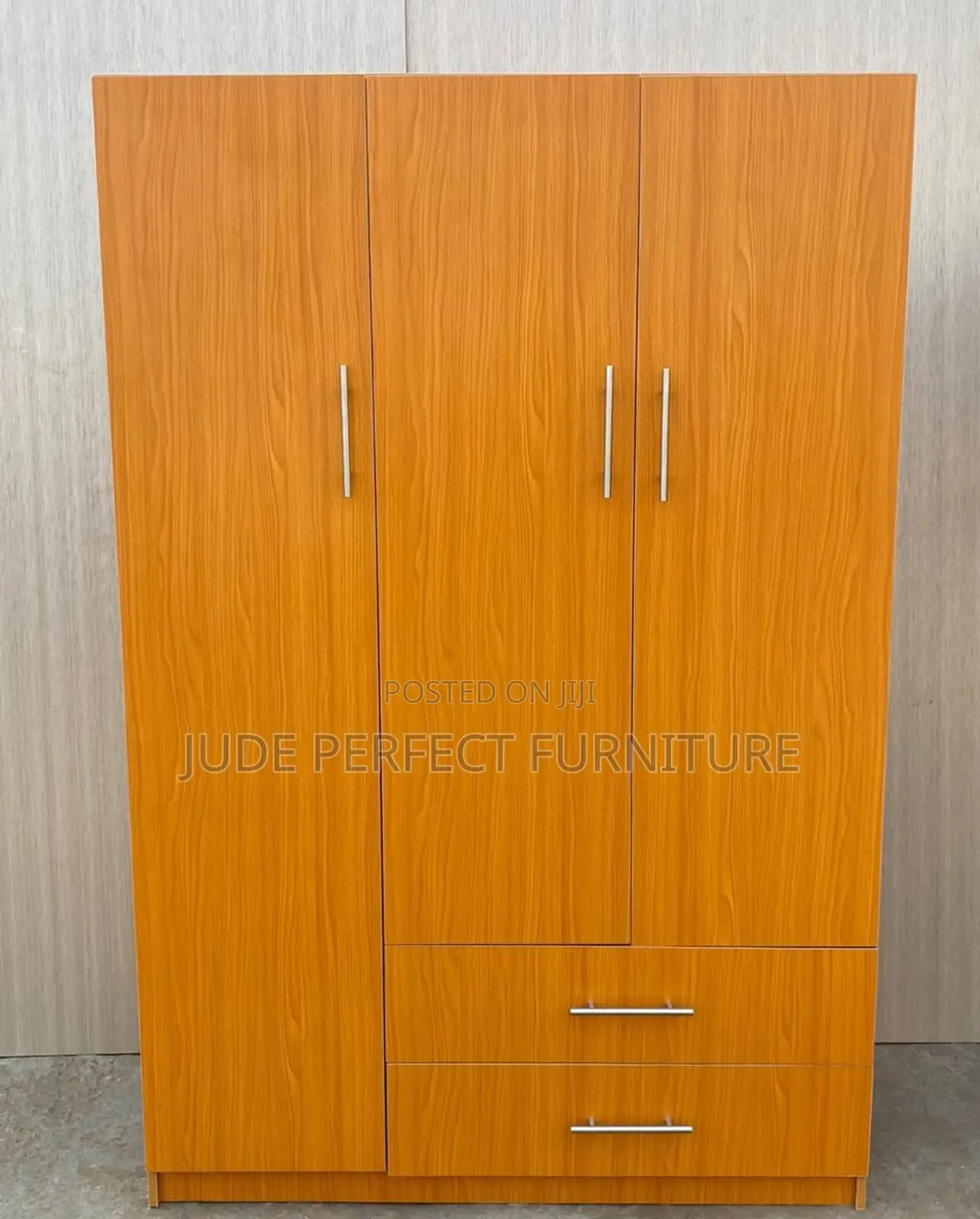 High Standards Quality Family Size Wardrobe