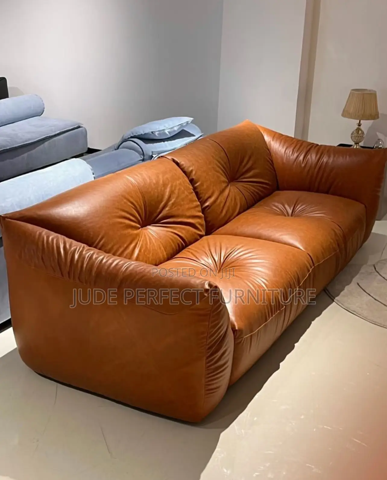 High Standards Quality Specious 2 Seater Sofa Chair