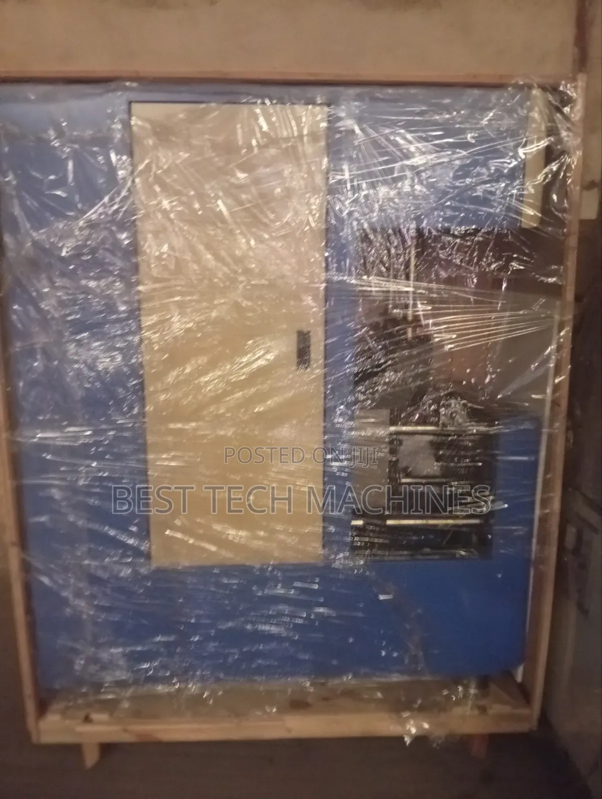 Semi Pet Blowing Machine, Plastic Bottle Machine
