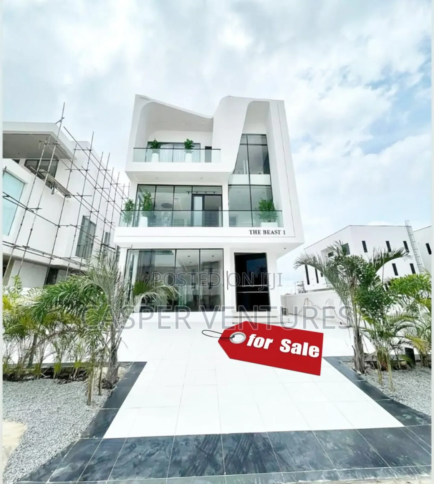 5bdrm Duplex in Oyeako, Lekki Phase 1 for sale