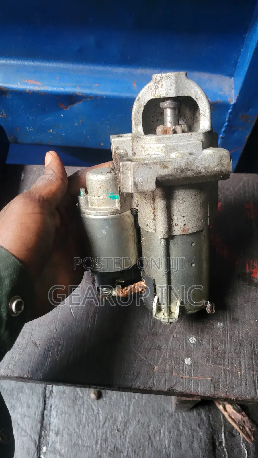Kickstarter Cadillac Escalade V8