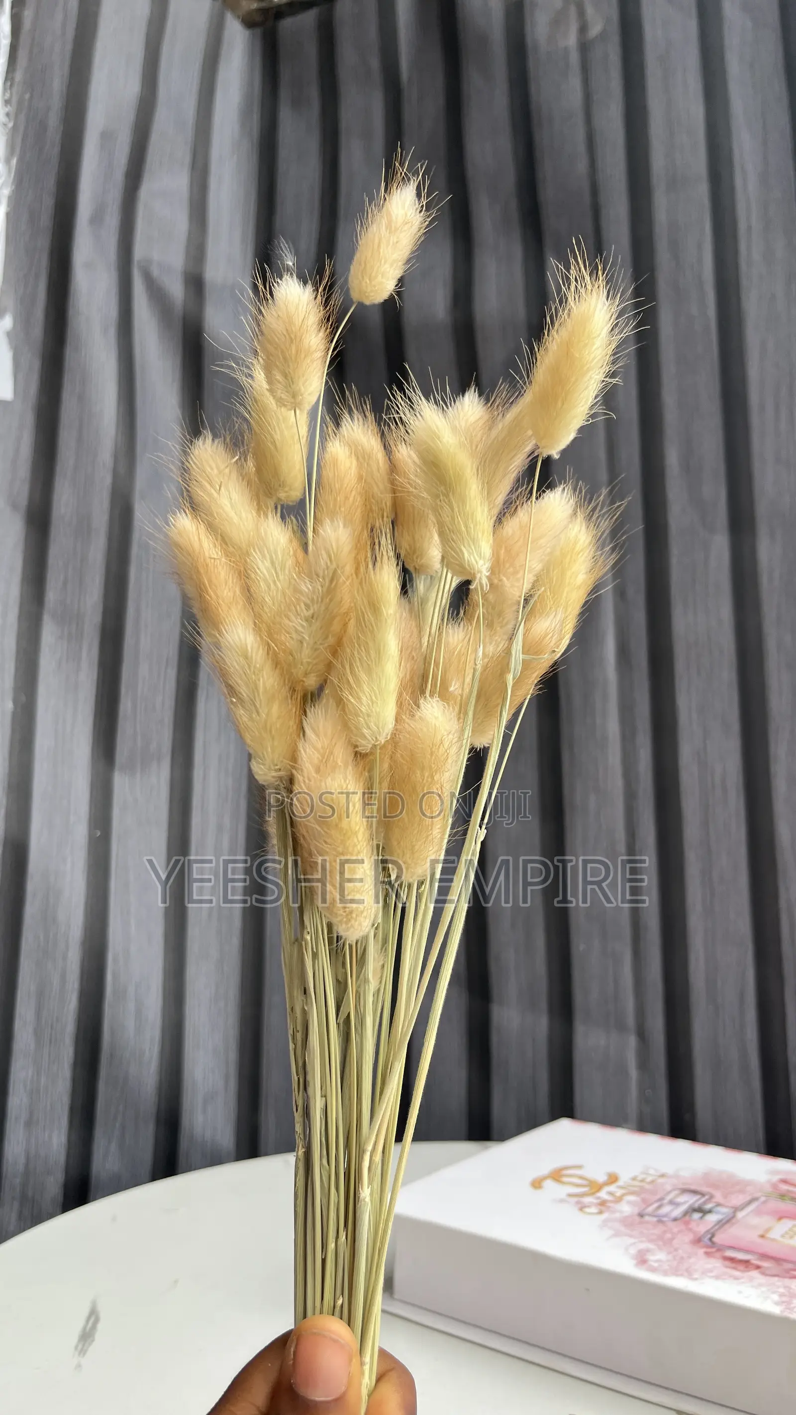 Imported Pampas Flower In Designs