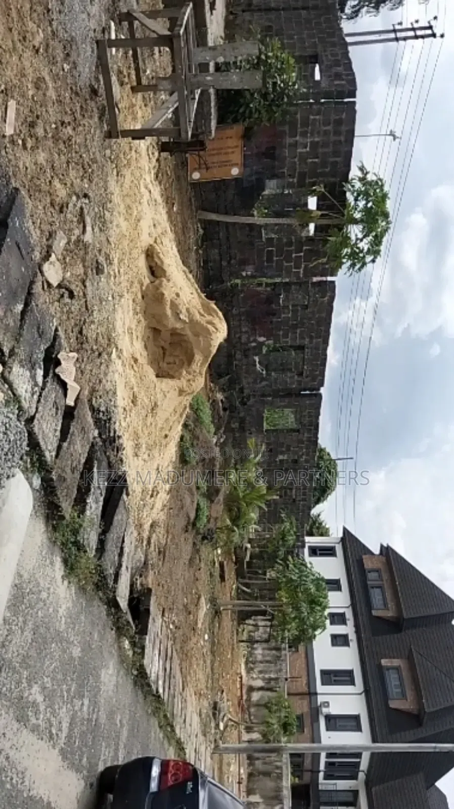 For Sale:600 SQMTS With Demolishable Structure at Nafbase Ph