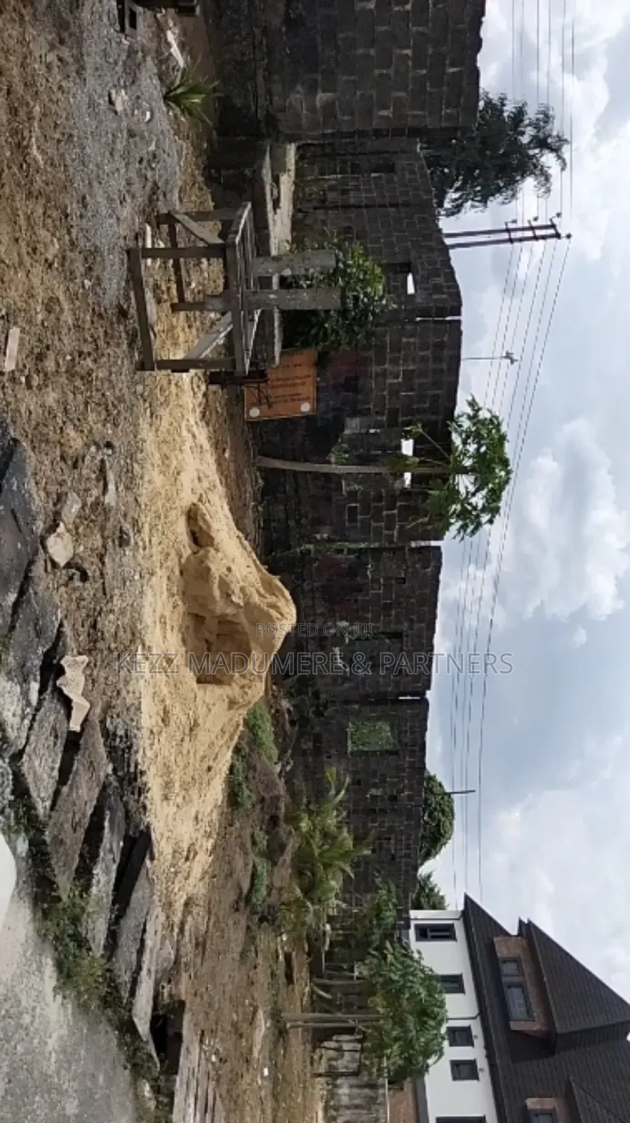 For Sale:600 SQMTS With Demolishable Structure at Nafbase Ph