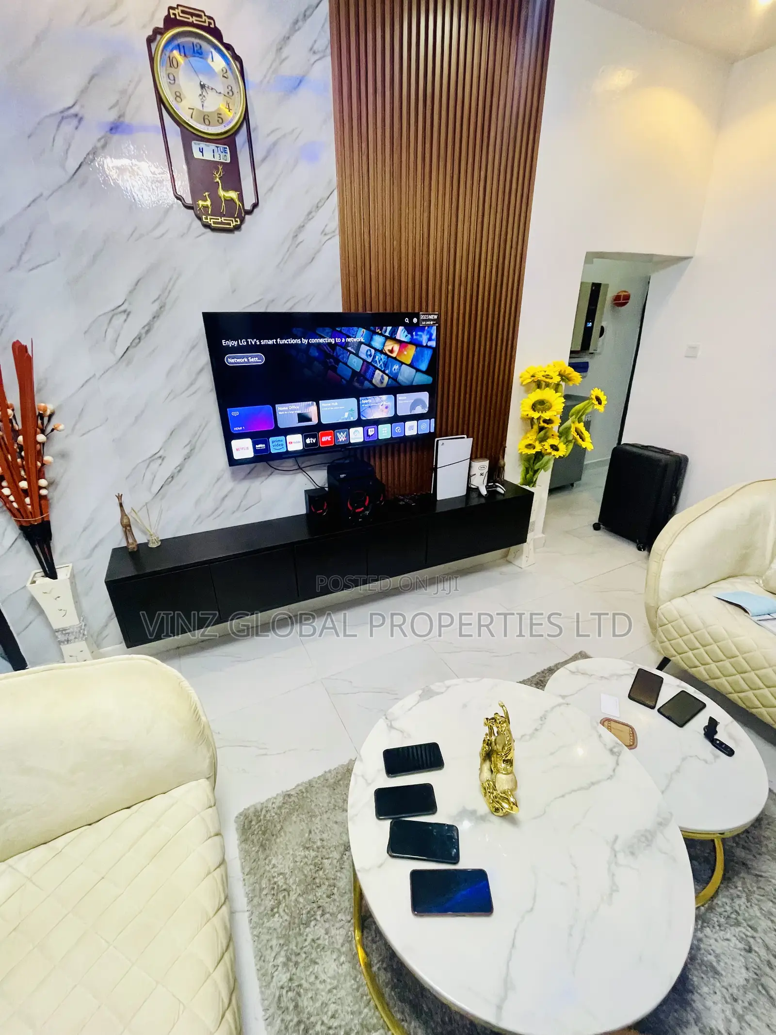 Stunning 1 Bedroom Apartment With Ps5, Solar Inverter