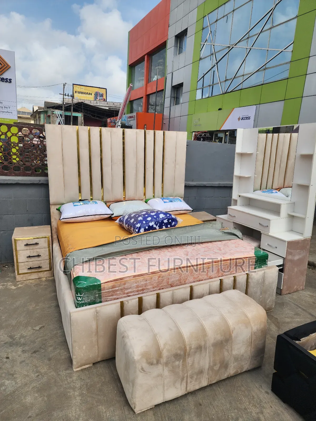 High Quality Set of 6by6 Bed Frame.