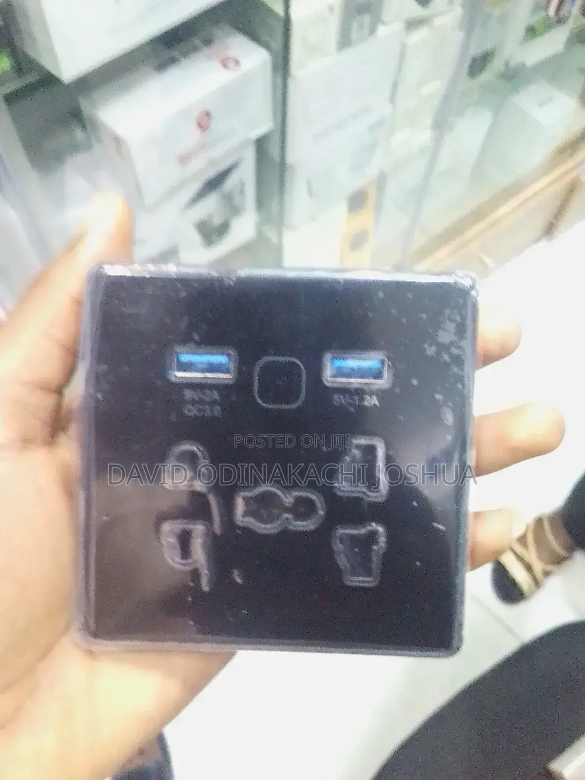 Smart Single Socket