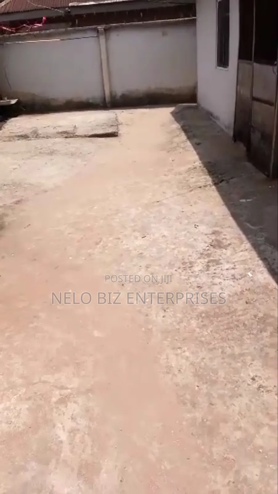 20bdrm Apartment in Owerri for sale