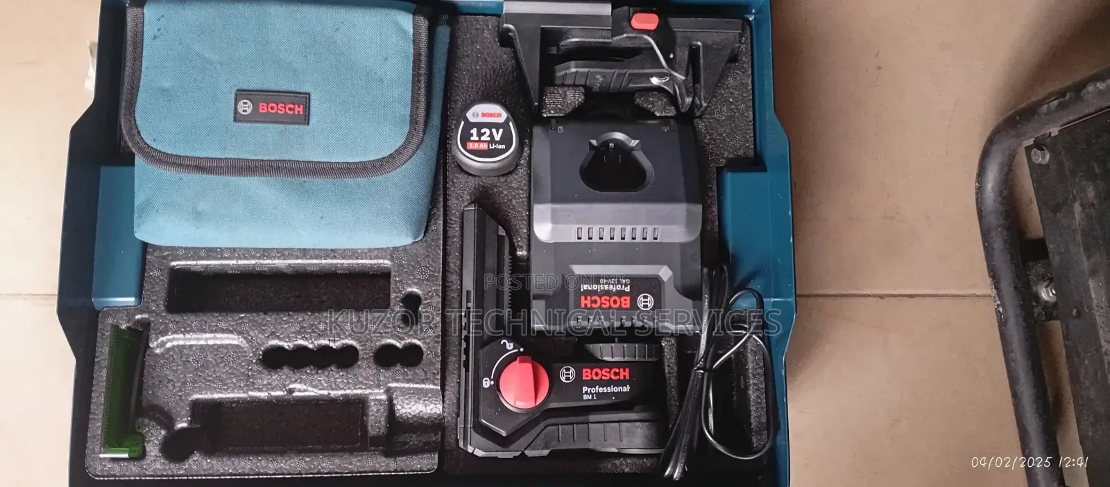 Bosch GLL 3-80 Cg Line Laser Measure