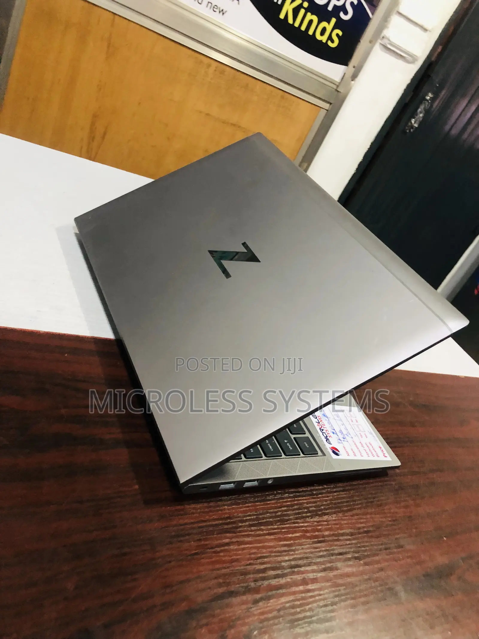 Laptop HP ZBook Firefly G8 16GB Intel Core I5 SSD 512GB