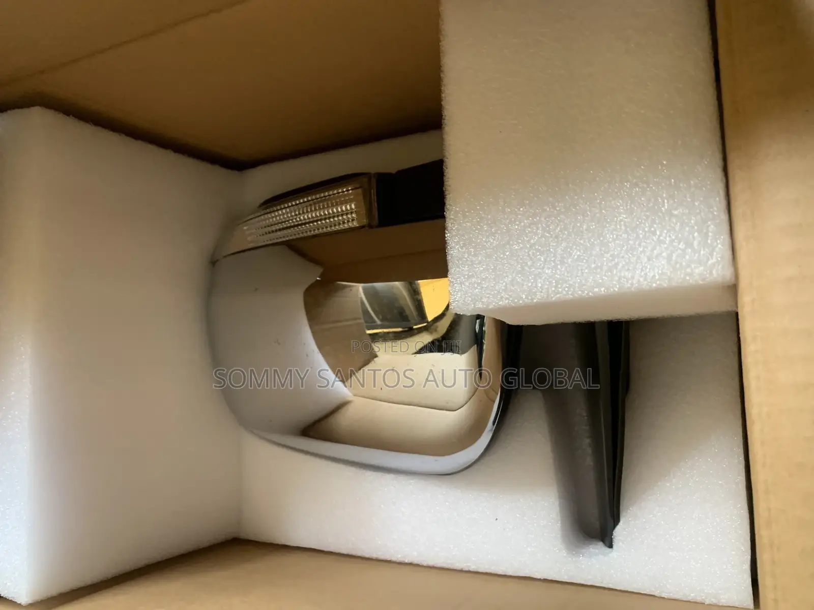 Original Side Mirror Mitsubishi Pajero Available