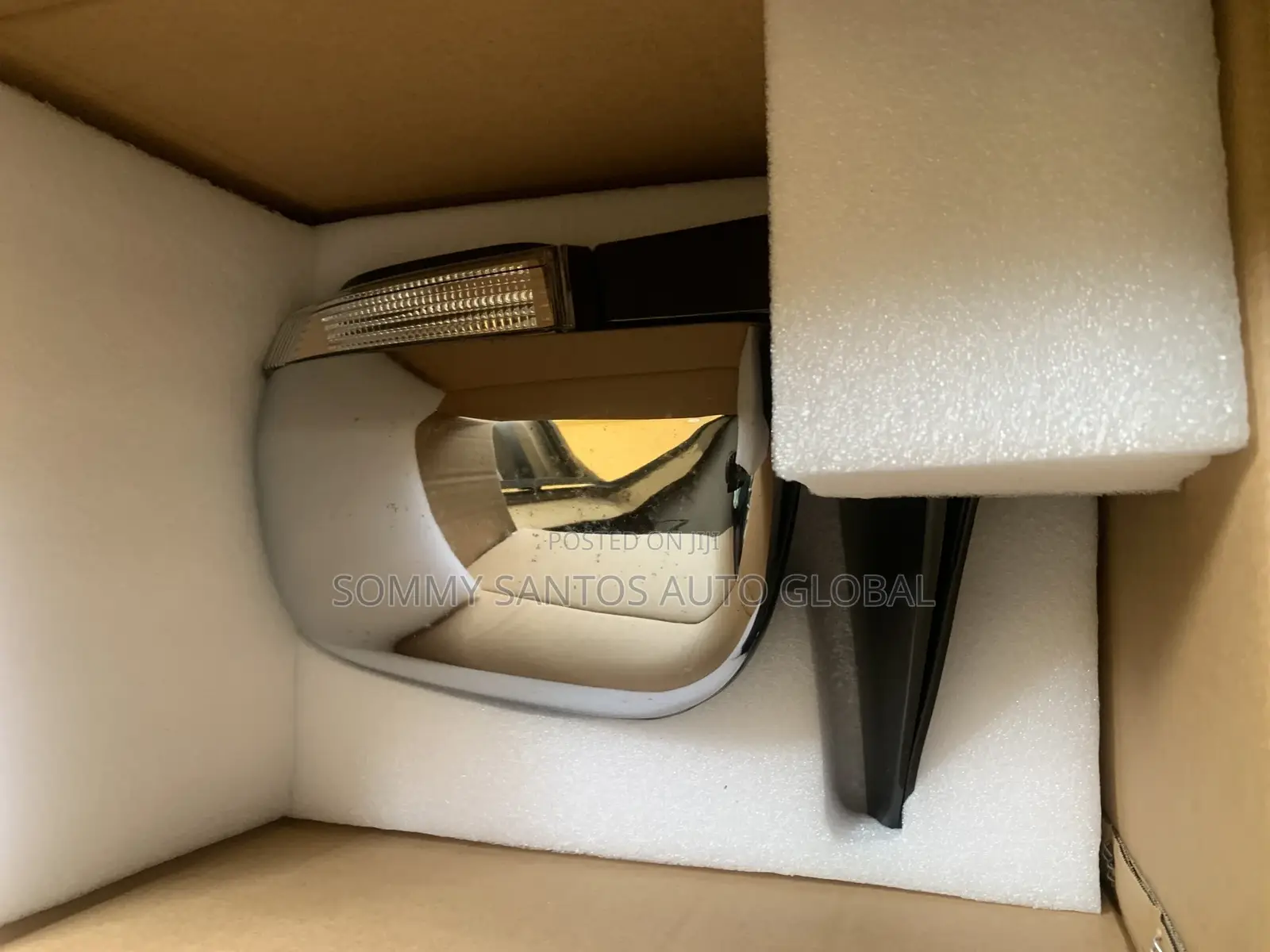 Original Side Mirror Mitsubishi Pajero Available