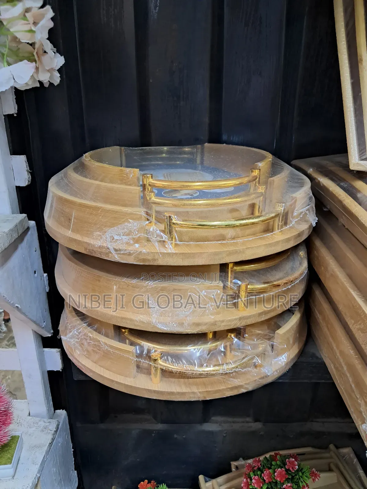Round Bamboo Tray Set With Gold Handle
