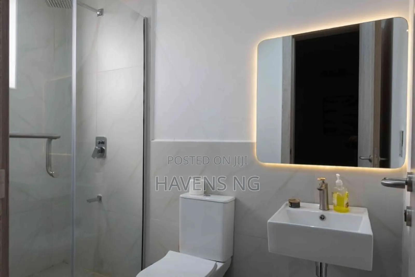 Your Oasis Awaits: 2-Bedroom Maisonette