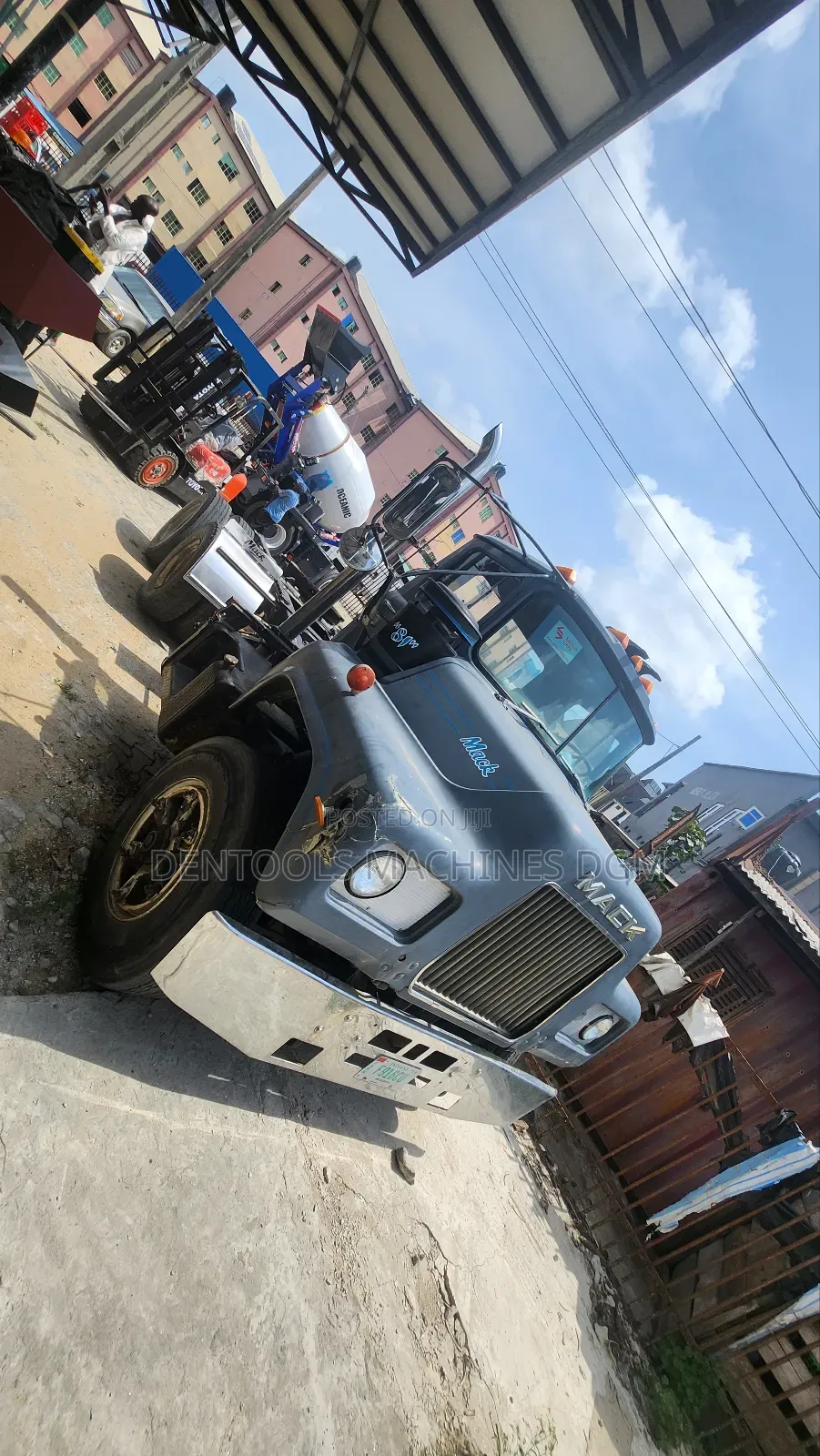 Mack Truck Head