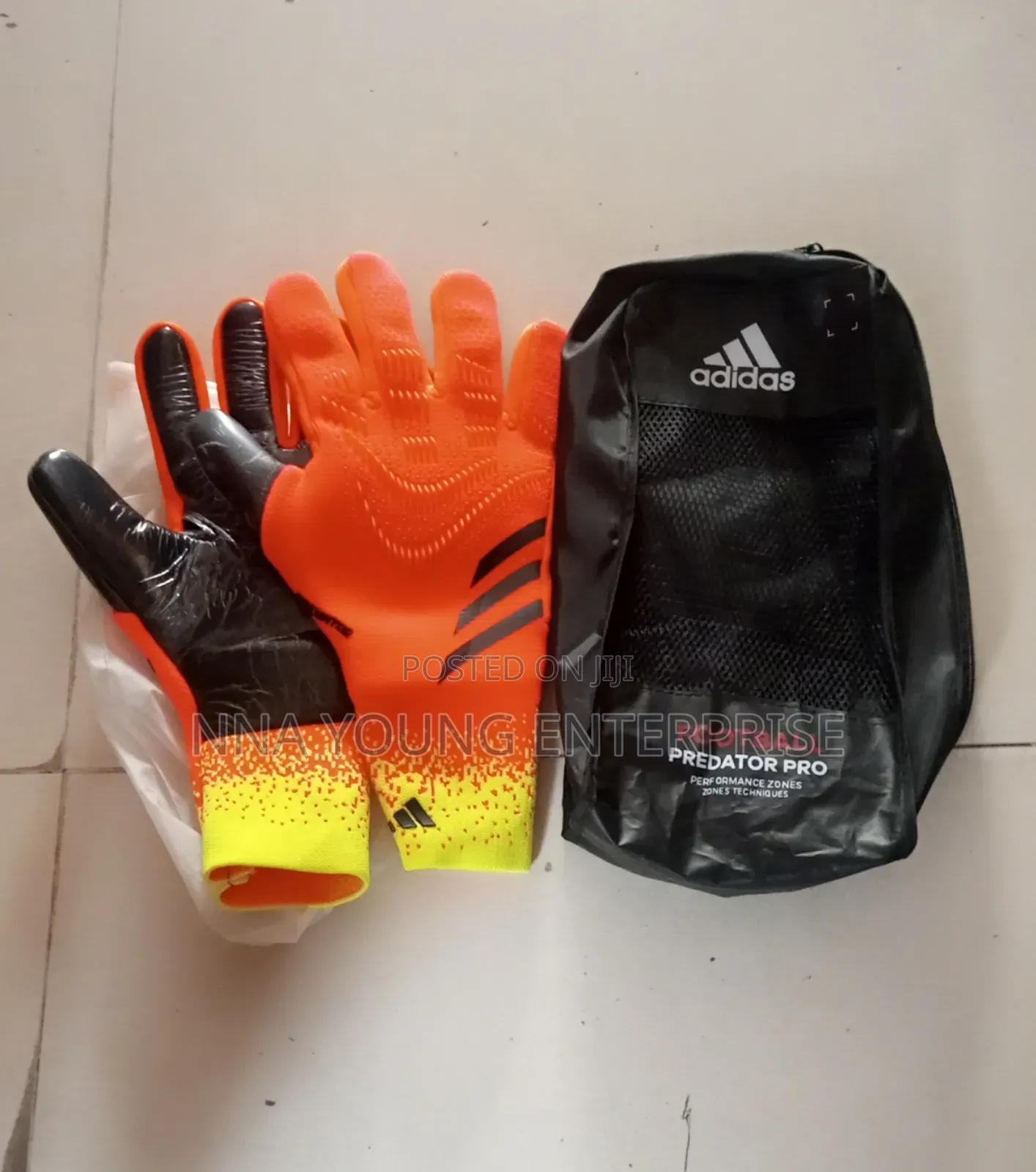 Adidas Football Hand Gloves