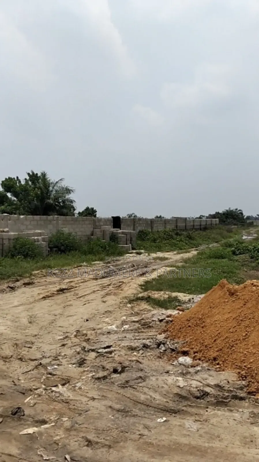 For Sale: Half (1⁄2) Plot Land at County Garden Est Sars Rd
